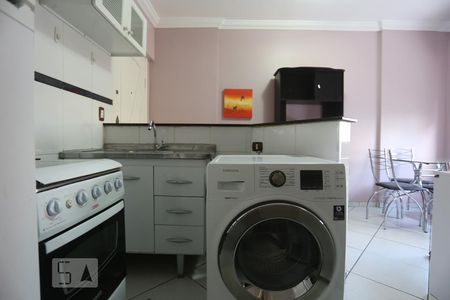 Cozinha de apartamento para alugar com 1 quarto, 35m² em Bela Vista, São Paulo