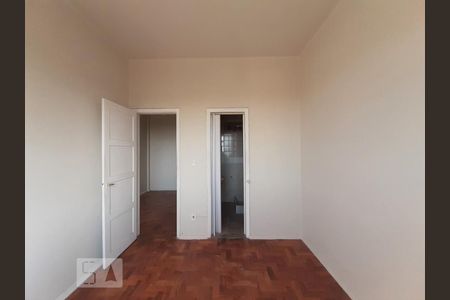 Apartamento à venda com 30m², 1 quarto e sem vaga Apartamento à venda com 30m², 1 quarto e sem vagaQuarto Suíte