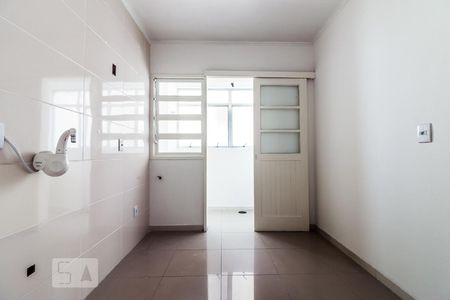 Apartamento para alugar com 67m², 2 quartos e 1 vagaCozinha