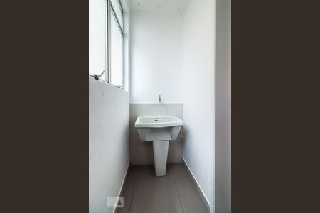 Apartamento para alugar com 67m², 2 quartos e 1 vagaÁrea de Serviço