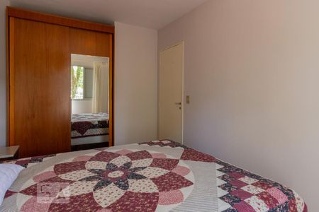 Quarto 1 de apartamento para alugar com 2 quartos, 50m² em Jardim Taquaral, São Paulo