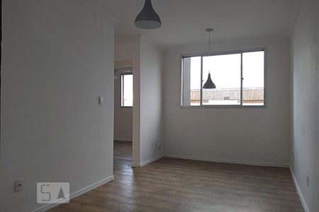 Apartamento à venda com 45m², 2 quartos e sem vaga Apartamento à venda com 45m², 2 quartos e sem vagaSala