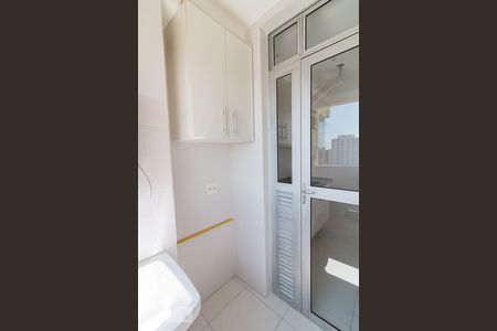 Apartamento à venda com 64m², 2 quartos e 1 vagaÁrea de serviço
