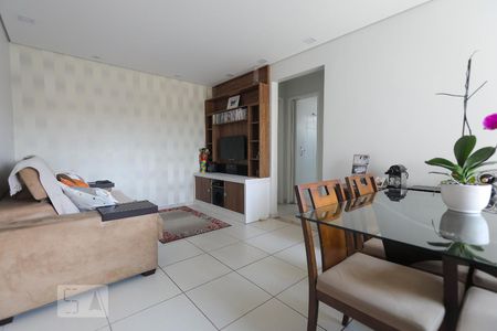 Sala de apartamento à venda com 2 quartos, 60m² em Vila Santa Clara, São Paulo