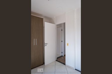 Quarto 1 de apartamento para alugar com 3 quartos, 63m² em Vila Carrao, São Paulo