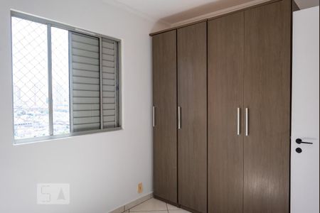 Quarto 1 de apartamento para alugar com 3 quartos, 63m² em Vila Carrao, São Paulo
