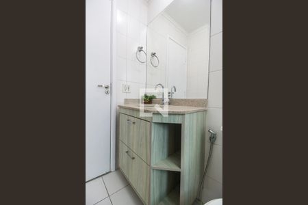 Apartamento para alugar com 60m², 2 quartos e 2 vagas Apartamento para alugar com 60m², 2 quartos e 2 vagasBanheiro 2