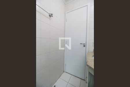 Apartamento para alugar com 60m², 2 quartos e 2 vagas Apartamento para alugar com 60m², 2 quartos e 2 vagasBanheiro 2