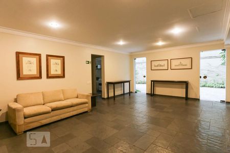 Apartamento para alugar com 65m², 1 quarto e 1 vagaHall