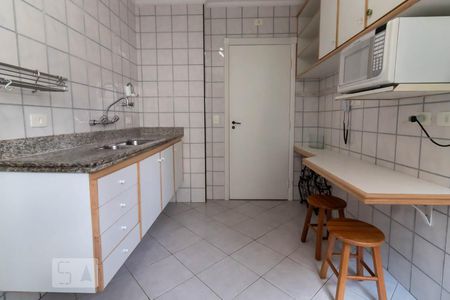 Apartamento para alugar com 81m², 2 quartos e 1 vaga Apartamento para alugar com 81m², 2 quartos e 1 vagaCozinha