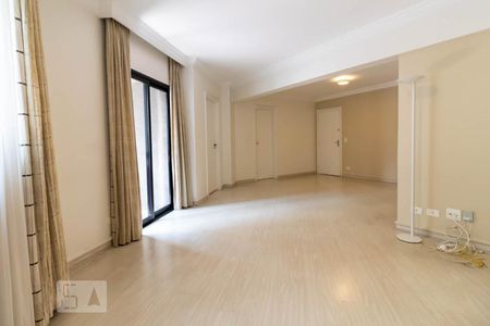 Apartamento para alugar com 81m², 2 quartos e 1 vagaSala
