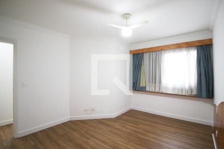 Quarto de apartamento para alugar com 2 quartos, 88m² em Vila Olímpia, São Paulo