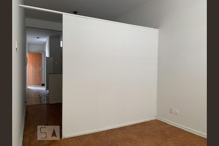 Quarto de kitnet/studio para alugar com 1 quarto, 48m² em Centro, Campinas