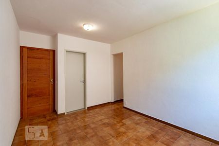 Apartamento para alugar com 55m², 2 quartos e 1 vagaSala