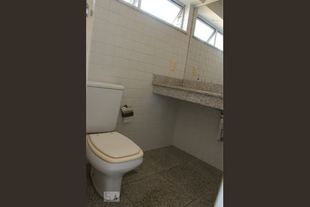 Banheiro de apartamento à venda com 2 quartos, 90m² em Barra da Tijuca, Rio de Janeiro