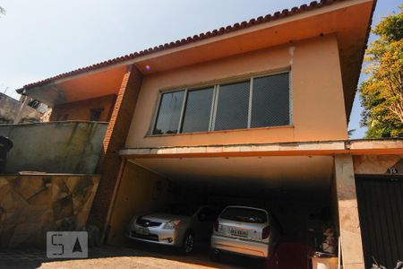 Fachada de casa à venda com 3 quartos, 350m² em Jardim Leonor, São Paulo