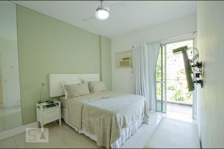 Suíte de apartamento à venda com 2 quartos, 85m² em Grajaú, Rio de Janeiro