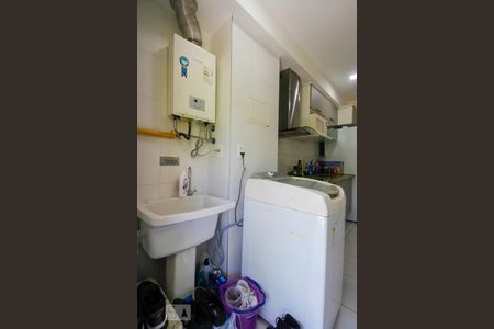 Apartamento para alugar com 64m², 2 quartos e 1 vagaÁrea de Serviço