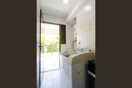 Apartamento para alugar com 64m², 2 quartos e 1 vagaÁrea de Serviço