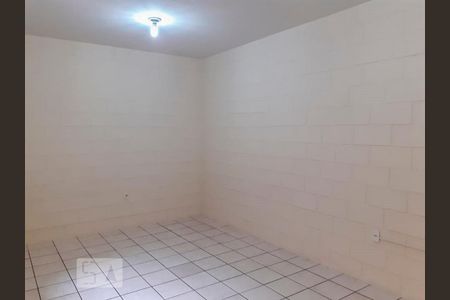 Sala e Quarto de casa à venda com 5 quartos, 150m² em Vila das Mercês, São Paulo
