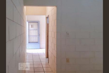 Corredor de casa à venda com 5 quartos, 150m² em Vila das Mercês, São Paulo