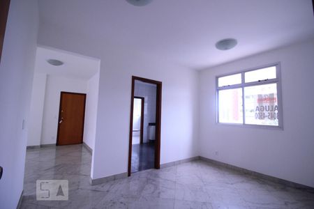 foto de Apartamento com 3 quartos, 125m² Cruzeiro