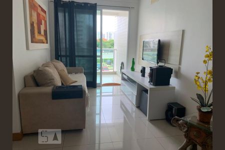 Apartamento à venda com 71m², 3 quartos e 1 vagaSala