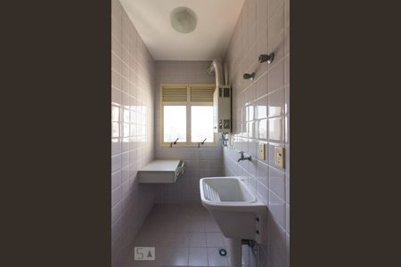 Apartamento para alugar com 58m², 1 quarto e 1 vagaÁrea de Serviço