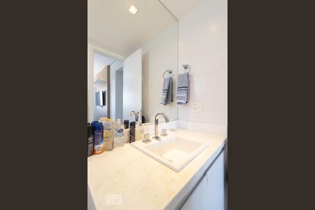 Apartamento à venda com 58m², 2 quartos e 1 vagaBanheiro da Suíte