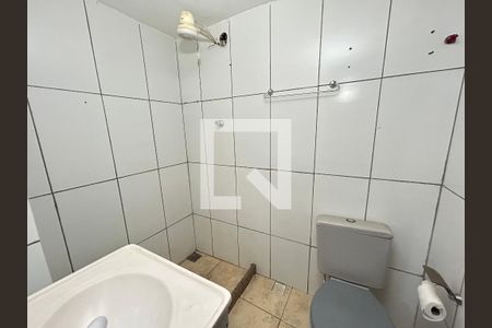 Banheiro de casa para alugar com 1 quarto, 36m² em Todos Os Santos, Rio de Janeiro