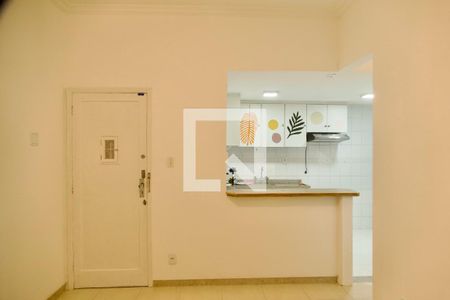 Sala de apartamento para alugar com 2 quartos, 55m² em Leblon, Rio de Janeiro