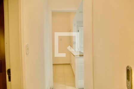 Apartamento para alugar com 55m², 2 quartos e sem vaga Apartamento para alugar com 55m², 2 quartos e sem vagaCorredor