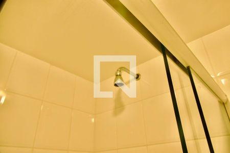 Apartamento para alugar com 55m², 2 quartos e sem vaga Apartamento para alugar com 55m², 2 quartos e sem vagaBanheiro social