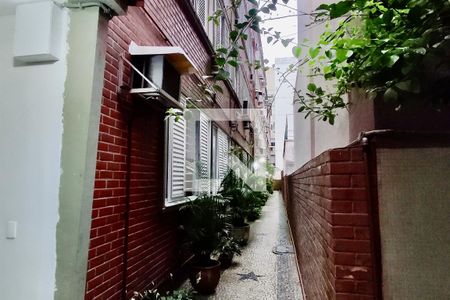 Apartamento para alugar com 55m², 2 quartos e sem vaga Apartamento para alugar com 55m², 2 quartos e sem vagaFachada interna