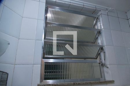Apartamento para alugar com 55m², 2 quartos e sem vaga Apartamento para alugar com 55m², 2 quartos e sem vagaSuíte banheiro