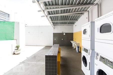 Lavanderia de kitnet/studio para alugar com 1 quarto, 30m² em Centro, São Paulo