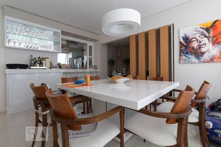 Sala de apartamento à venda com 3 quartos, 136m² em Jardim Paulista, São Paulo