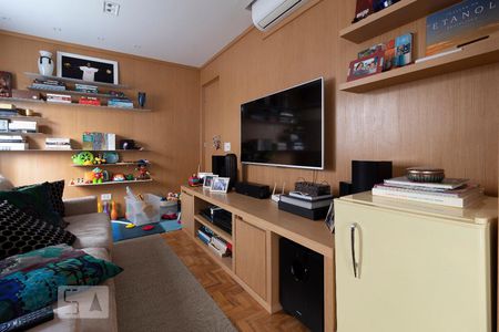 Quarto Reversível de apartamento à venda com 3 quartos, 136m² em Jardim Paulista, São Paulo