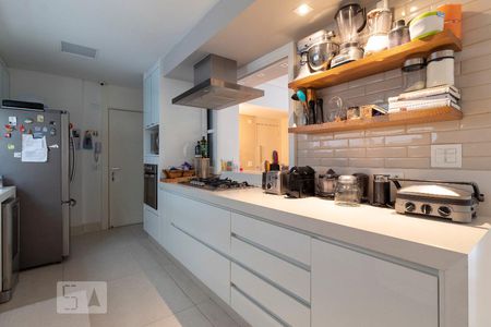 Apartamento à venda com 136m², 3 quartos e 1 vaga Apartamento à venda com 136m², 3 quartos e 1 vagaCozinha