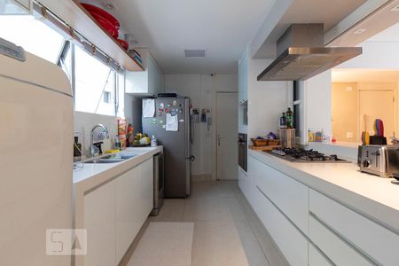 Apartamento à venda com 136m², 3 quartos e 1 vaga Apartamento à venda com 136m², 3 quartos e 1 vagaCozinha