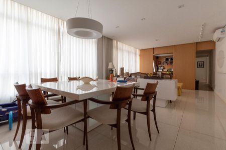 Sala de apartamento à venda com 3 quartos, 136m² em Jardim Paulista, São Paulo