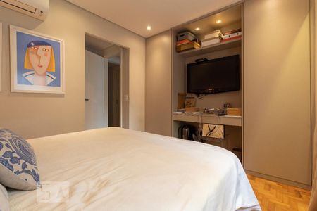 Apartamento à venda com 136m², 3 quartos e 1 vaga Apartamento à venda com 136m², 3 quartos e 1 vagaSuíte