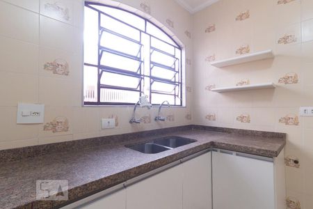 Casa à venda com 187m², 3 quartos e 2 vagasCozinha