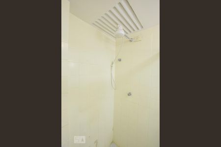 Apartamento à venda com 80m², 2 quartos e 1 vaga Apartamento à venda com 80m², 2 quartos e 1 vagaBanheiro Social