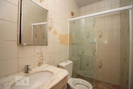 Banheiro Dormitorio 1 Suite de apartamento à venda com 3 quartos, 70m² em Petrópolis, Porto Alegre