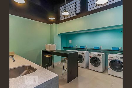 Lavanderia de kitnet/studio à venda com 1 quarto, 20m² em Centro Histórico, Porto Alegre