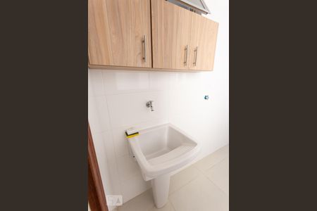 Apartamento à venda com 83m², 2 quartos e 1 vagaÁrea de Serviço