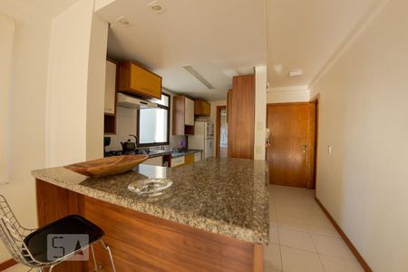 Apartamento para alugar com 105m², 3 quartos e 2 vagas Apartamento para alugar com 105m², 3 quartos e 2 vagasBalcão