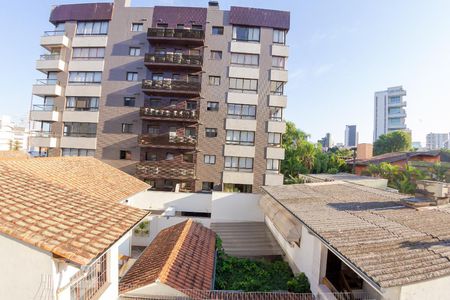 Apartamento para alugar com 105m², 3 quartos e 2 vagas Apartamento para alugar com 105m², 3 quartos e 2 vagasVista do Quarto 3