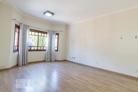 Dormitório 1 de casa para alugar com 5 quartos, 500m² em Vila Ipiranga, Porto Alegre